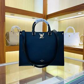 Picture of LV Lady Handbags _SKUfw145877821fw